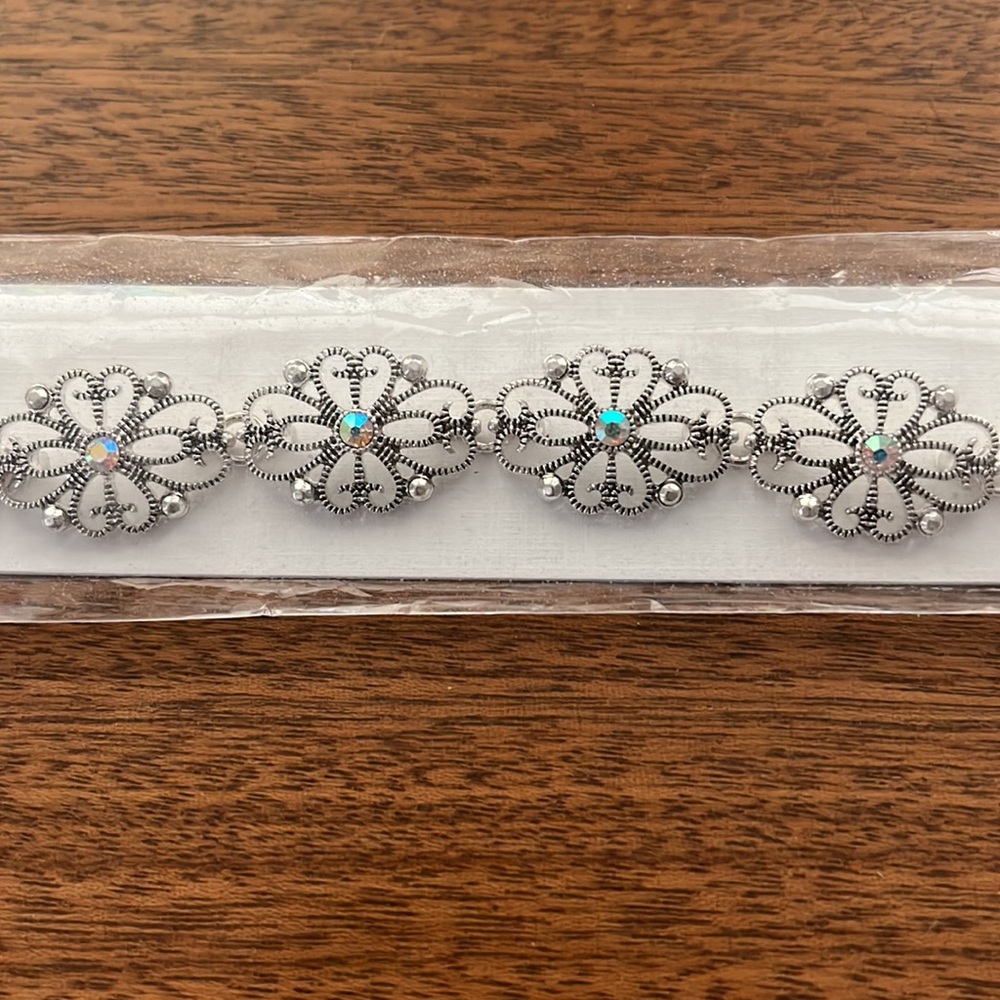 Cute bracelet